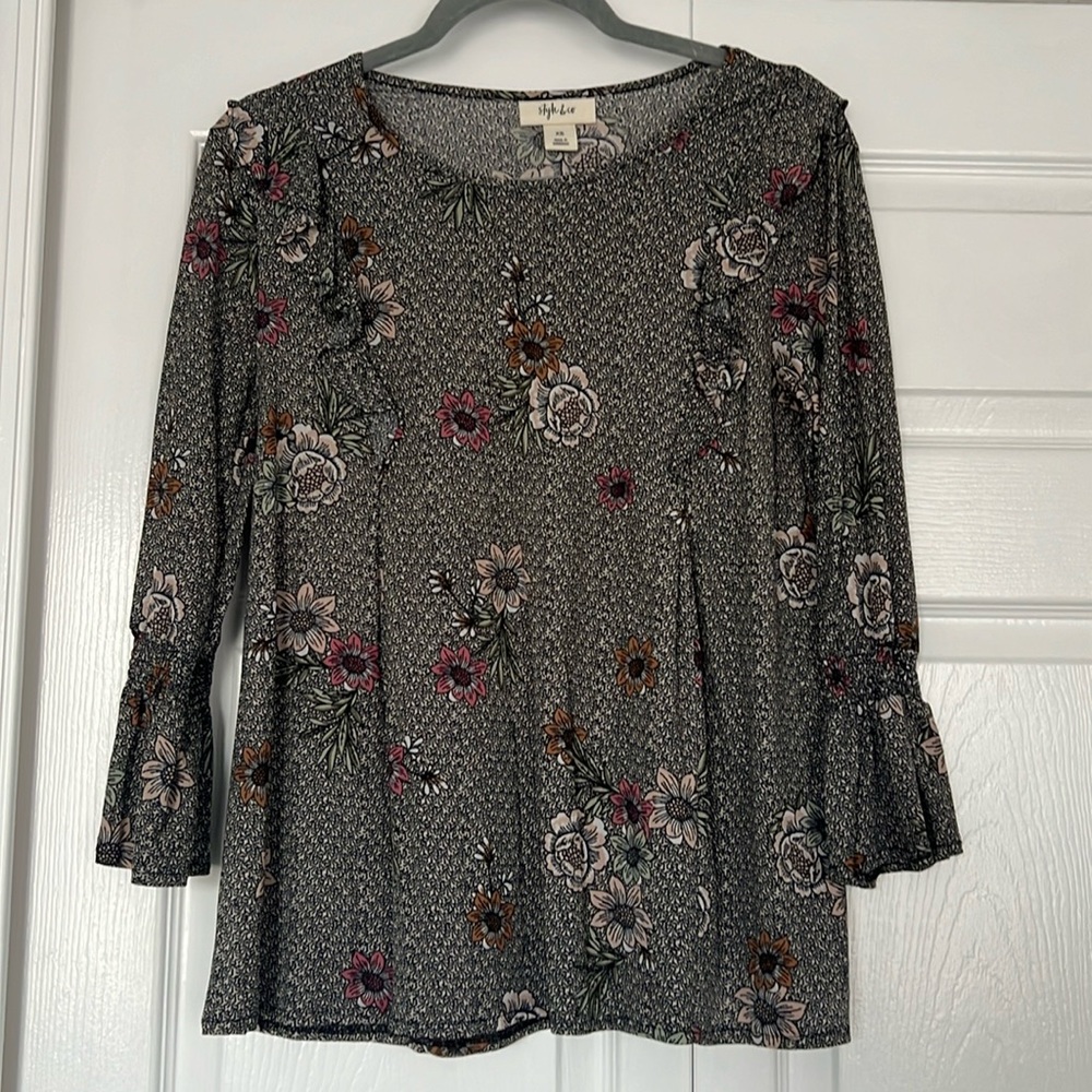 Style & Co Floral Print Ruffle Bell Sleeve Blouse XS Black Brown Tan Blue